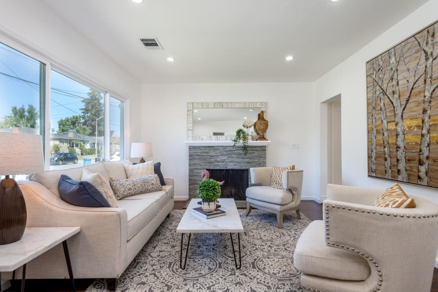 Detail Gallery Image 1 of 1 For 2647 Garfield St, San Mateo,  CA 94403 - 3 Beds | 2 Baths