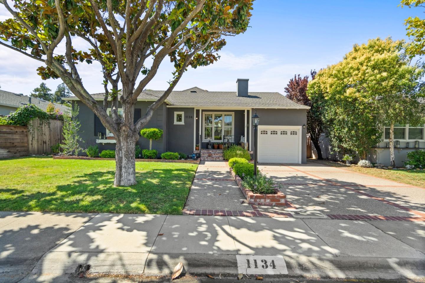 Detail Gallery Image 1 of 1 For 1134 Clovelly Ln, Burlingame,  CA 94010 - 3 Beds | 2 Baths