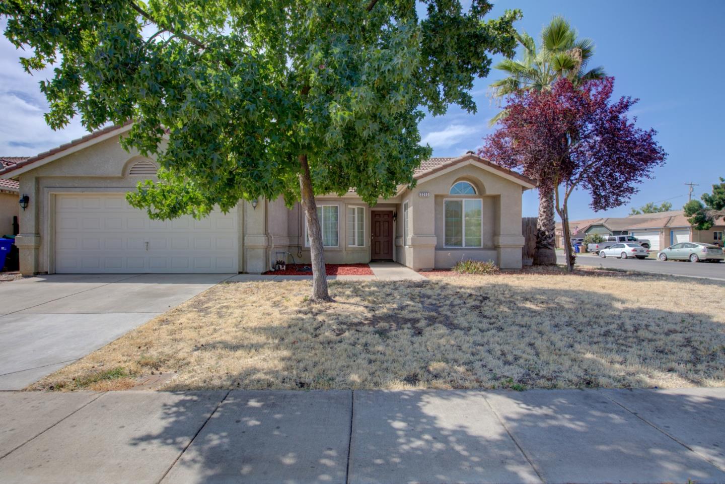 Detail Gallery Image 1 of 1 For 2213 W Granite Creek Dr, Merced,  CA 95348 - 3 Beds | 2 Baths