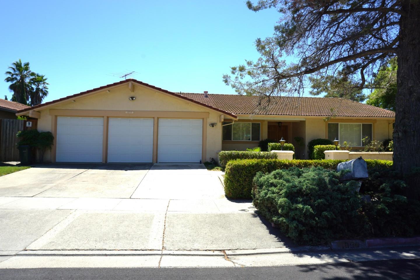 Detail Gallery Image 1 of 1 For 1099 Terra Noble Way, San Jose,  CA 95132 - 4 Beds | 2 Baths