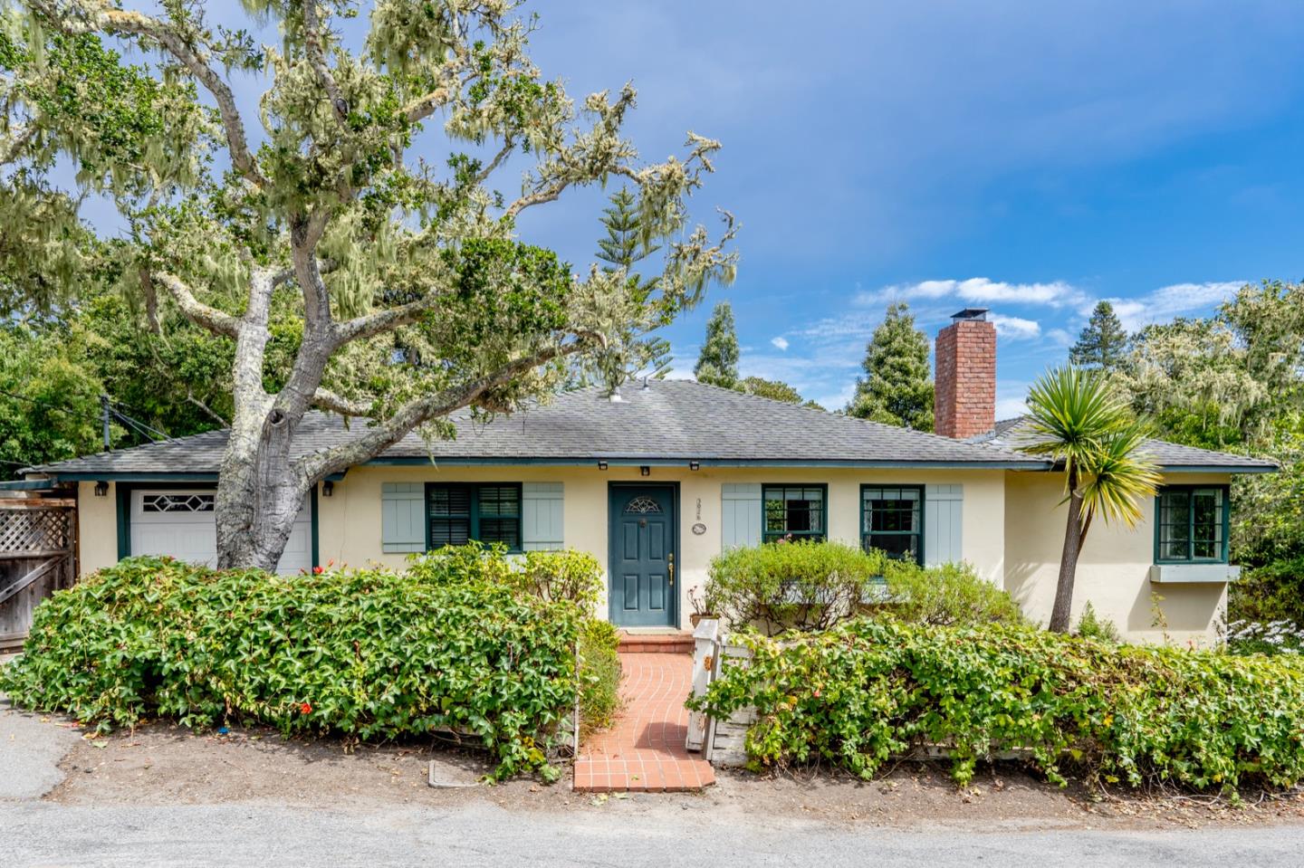 Detail Gallery Image 1 of 1 For 3026 Alta Ave, Carmel,  CA 93923 - 3 Beds | 2 Baths