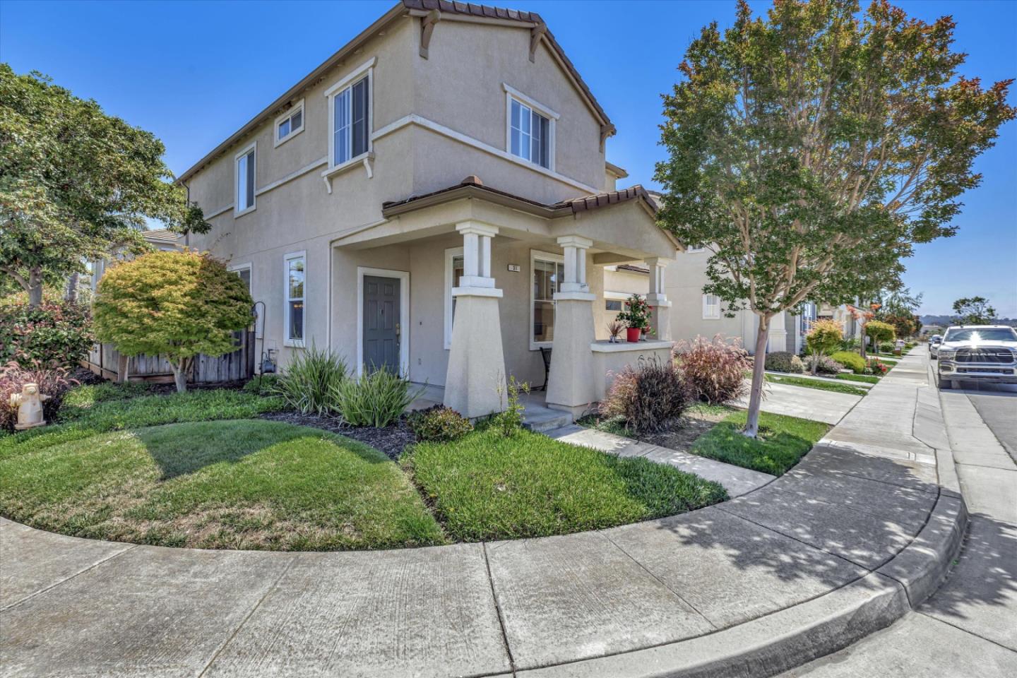 Detail Gallery Image 1 of 1 For 31 Vista Verde Cir, Watsonville,  CA 95076 - 4 Beds | 2/1 Baths