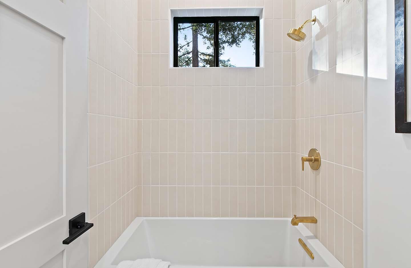 Detail Gallery Image 39 of 42 For 1 Nora Way, Atherton,  CA 94027 - 5 Beds | 5/1 Baths