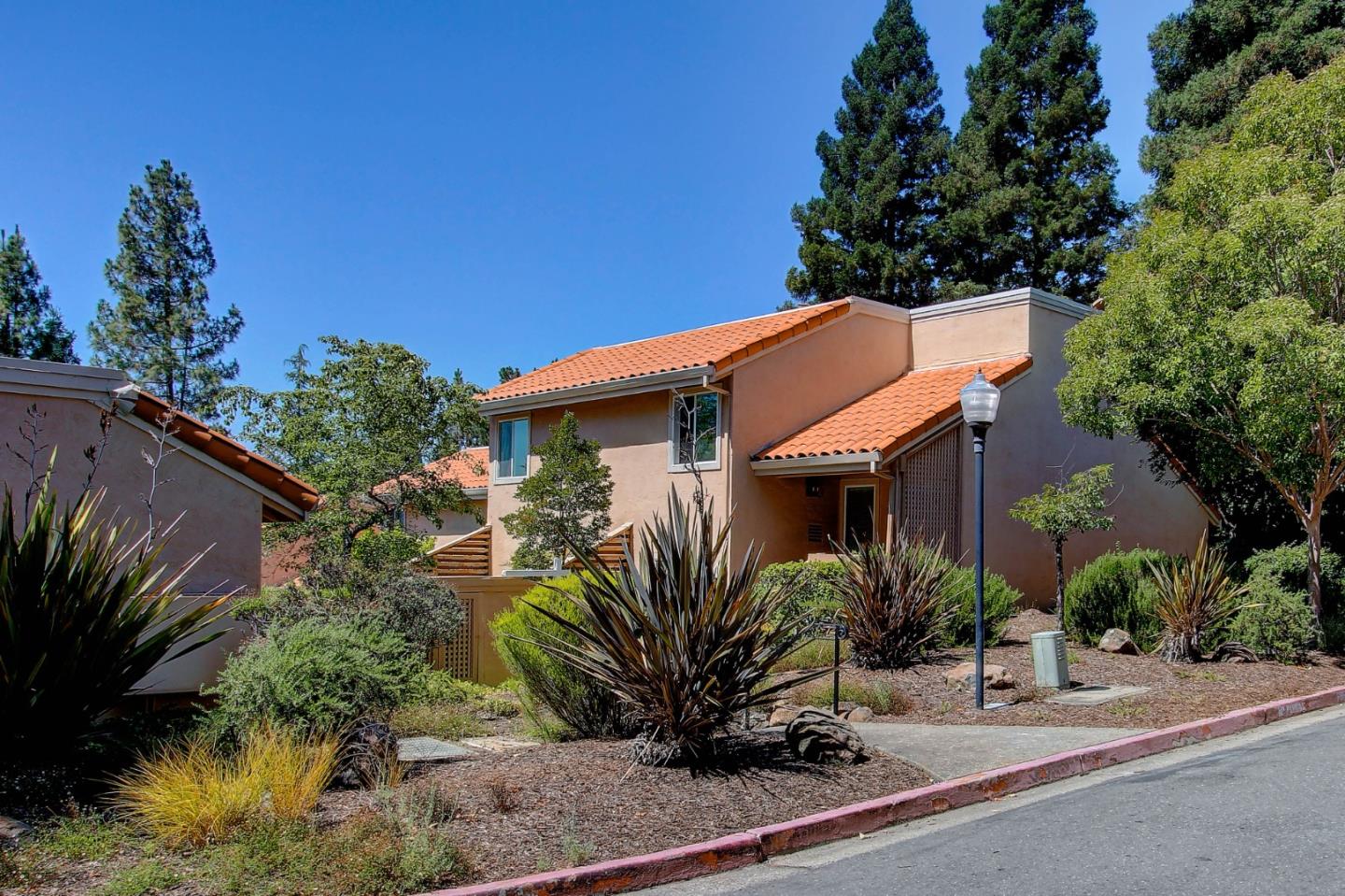 Detail Gallery Image 1 of 1 For 258 Paseo Bernal, Moraga,  CA 94556 - 3 Beds | 2/1 Baths