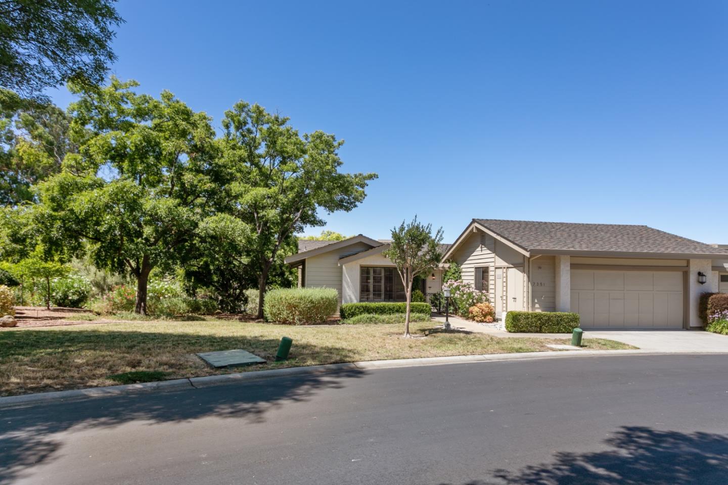 Detail Gallery Image 1 of 1 For 7351 via Laguna, San Jose,  CA 95135 - 2 Beds | 2 Baths