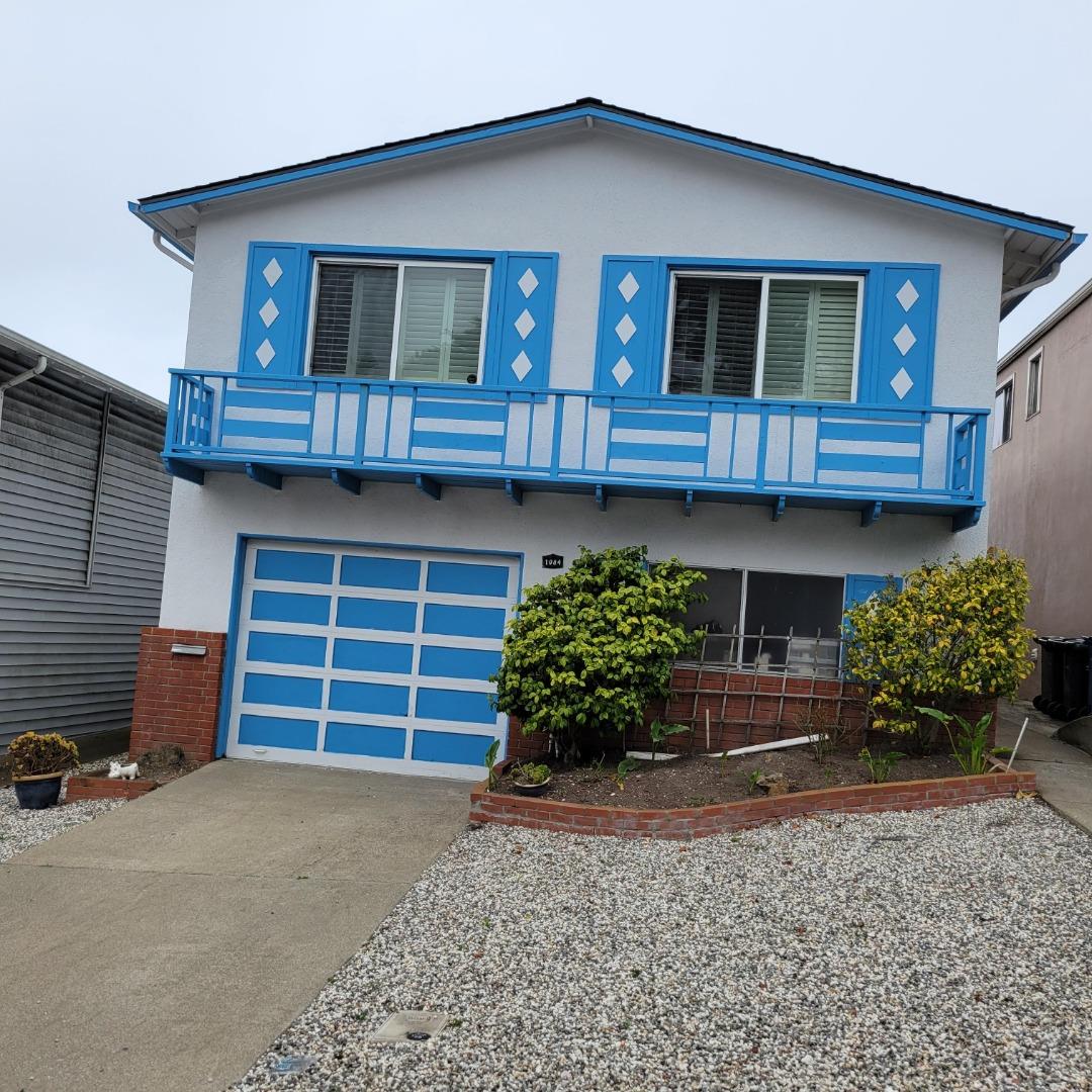 Detail Gallery Image 1 of 1 For 1084 Skyline Dr, Daly City,  CA 94015 - 3 Beds | 2 Baths