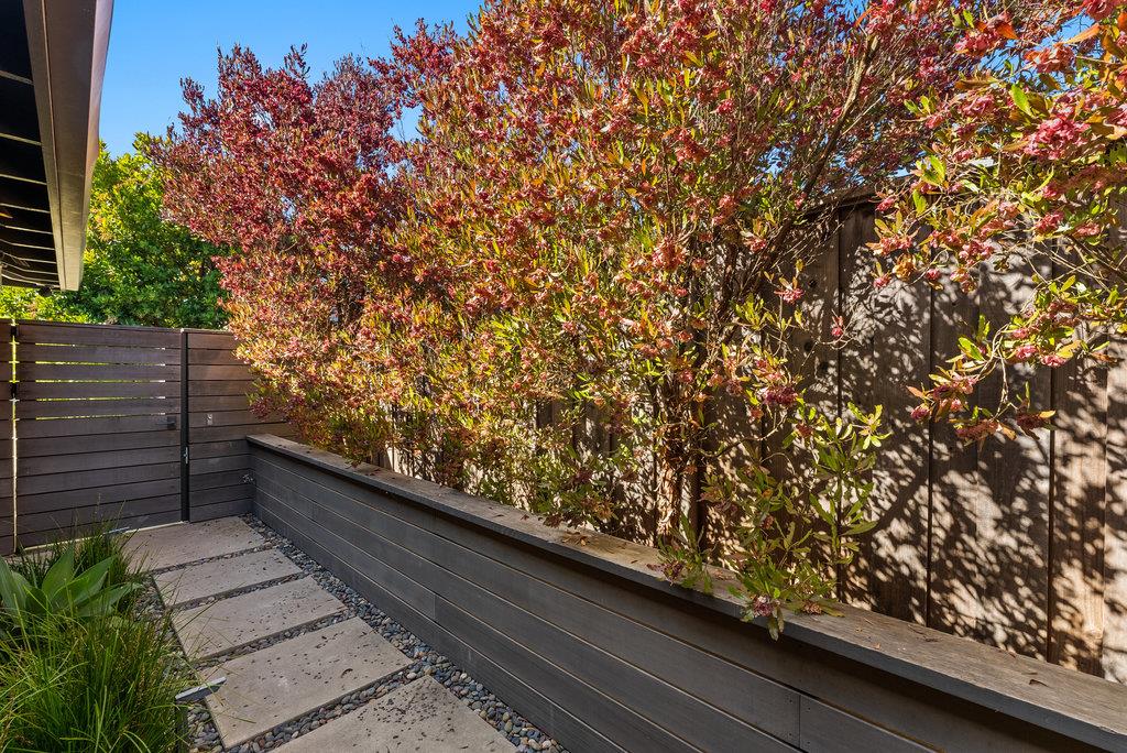 Detail Gallery Image 75 of 81 For 4410 Opal Cliff Dr, Santa Cruz,  CA 95062 - 4 Beds | 4/1 Baths