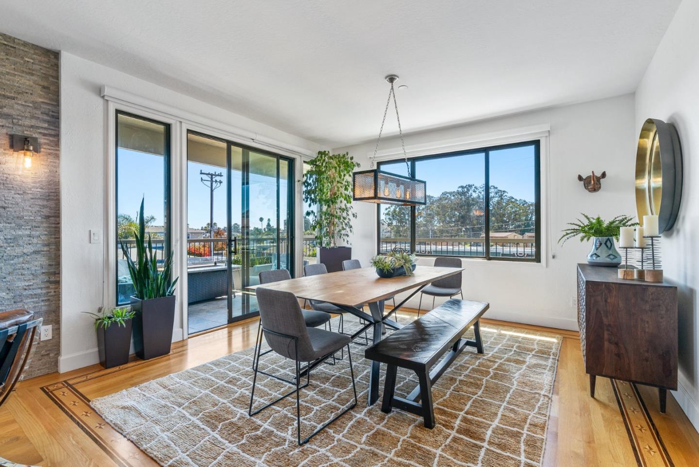 Detail Gallery Image 1 of 41 For 515 2nd St 1a,  Santa Cruz,  CA 95060 - 2 Beds | 2 Baths