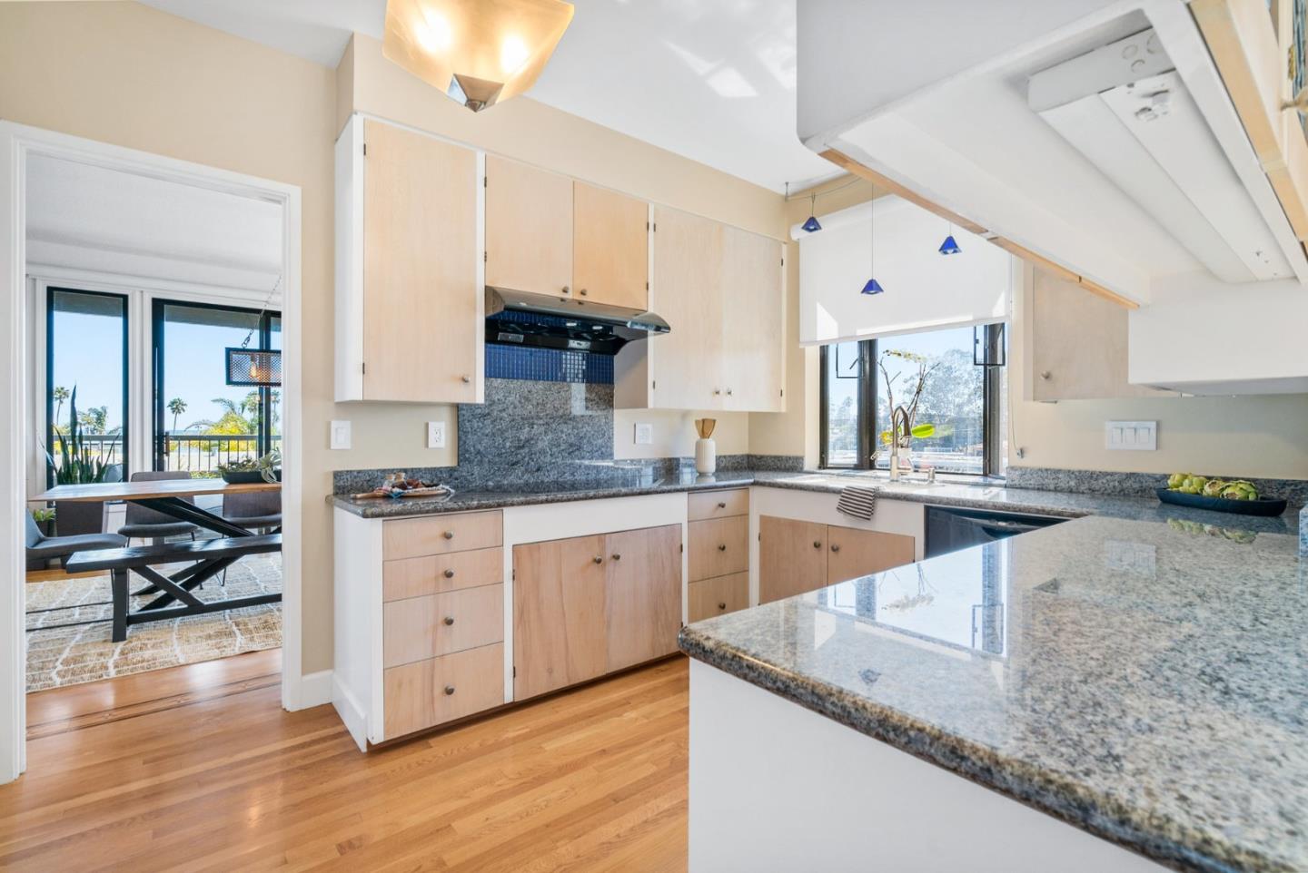 Detail Gallery Image 18 of 41 For 515 2nd St 1a,  Santa Cruz,  CA 95060 - 2 Beds | 2 Baths