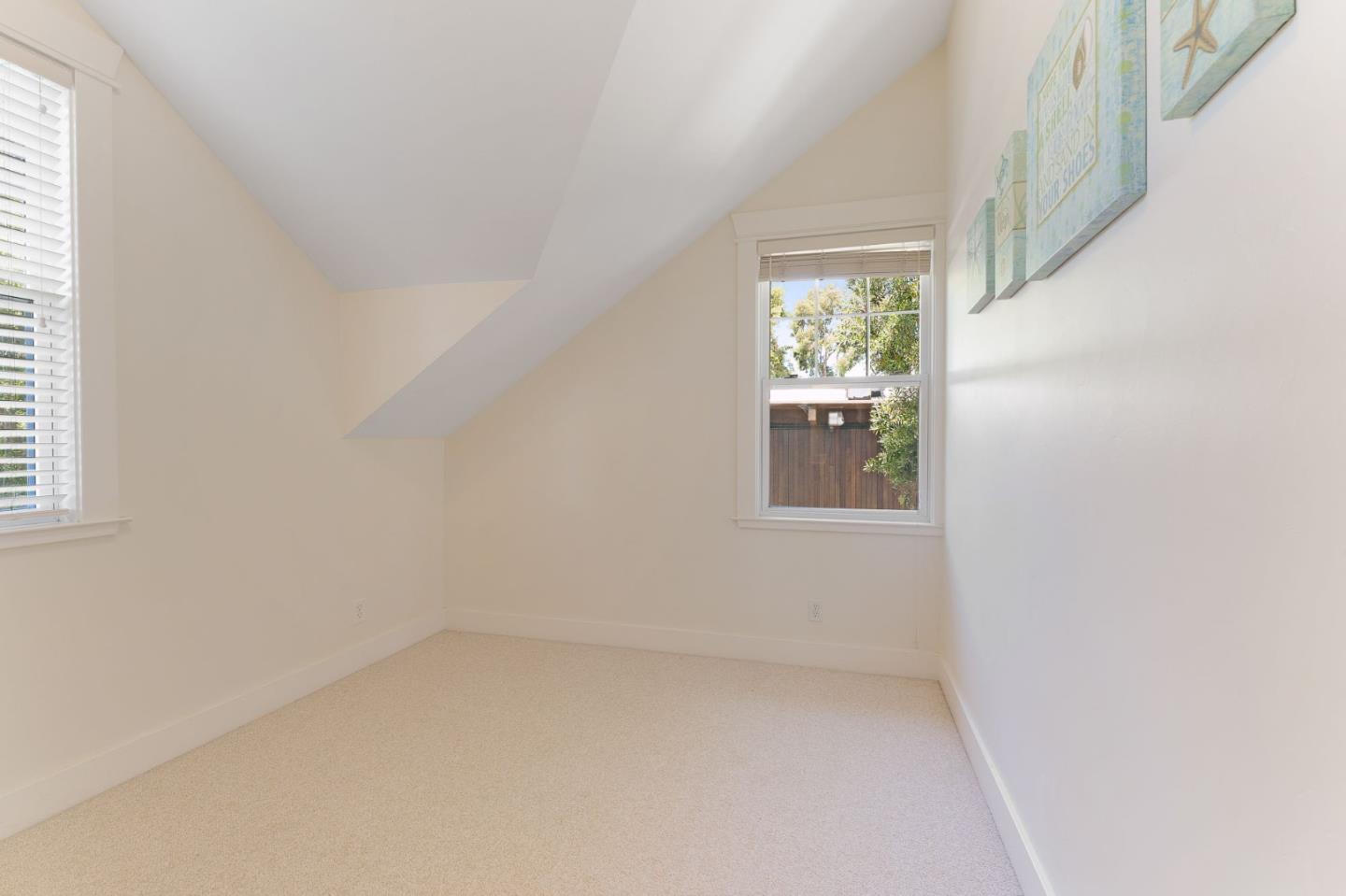 Detail Gallery Image 34 of 73 For 303 Brook Ave, Santa Cruz,  CA 95062 - 4 Beds | 3/2 Baths