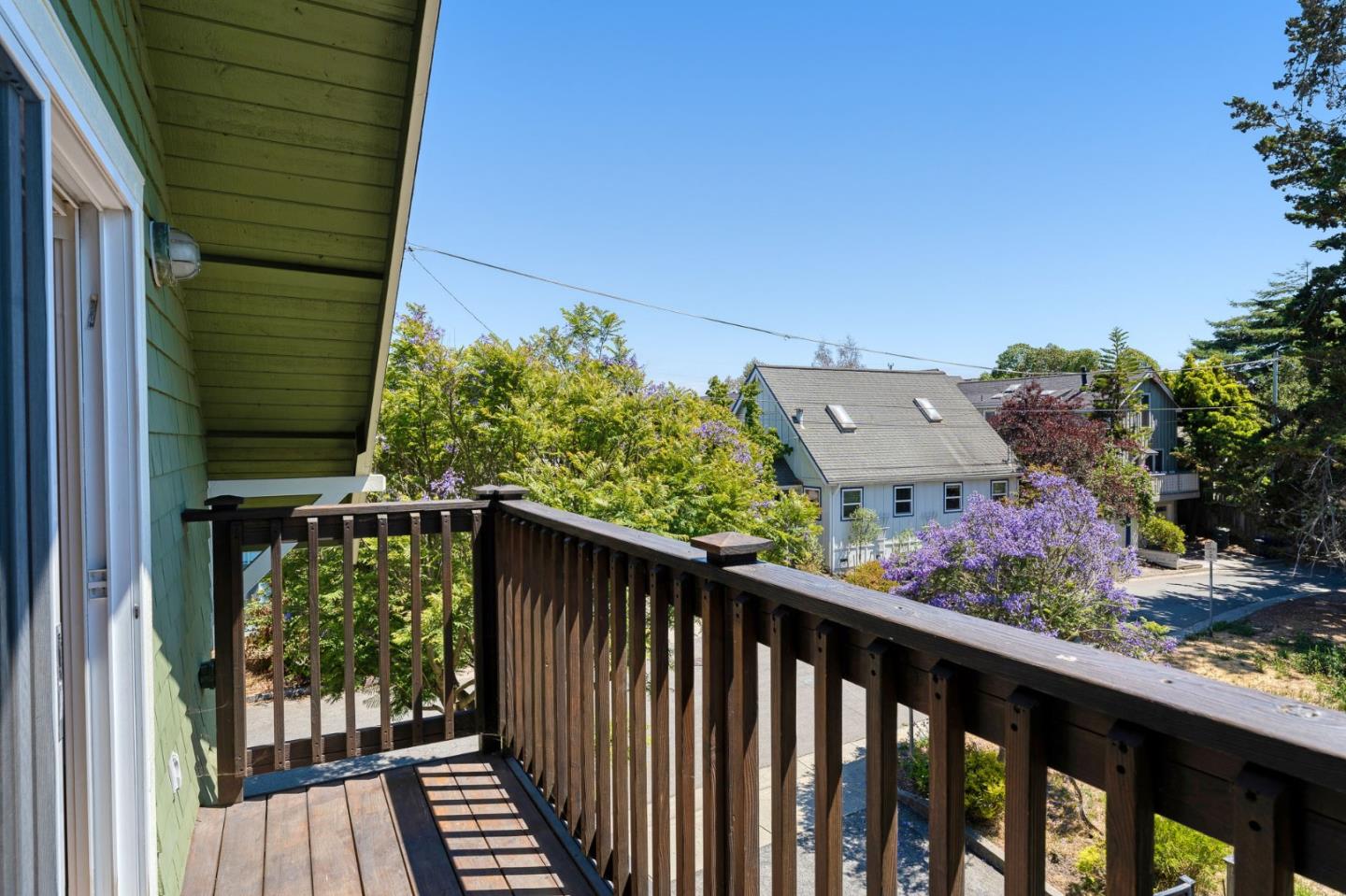 Detail Gallery Image 37 of 73 For 303 Brook Ave, Santa Cruz,  CA 95062 - 4 Beds | 3/2 Baths