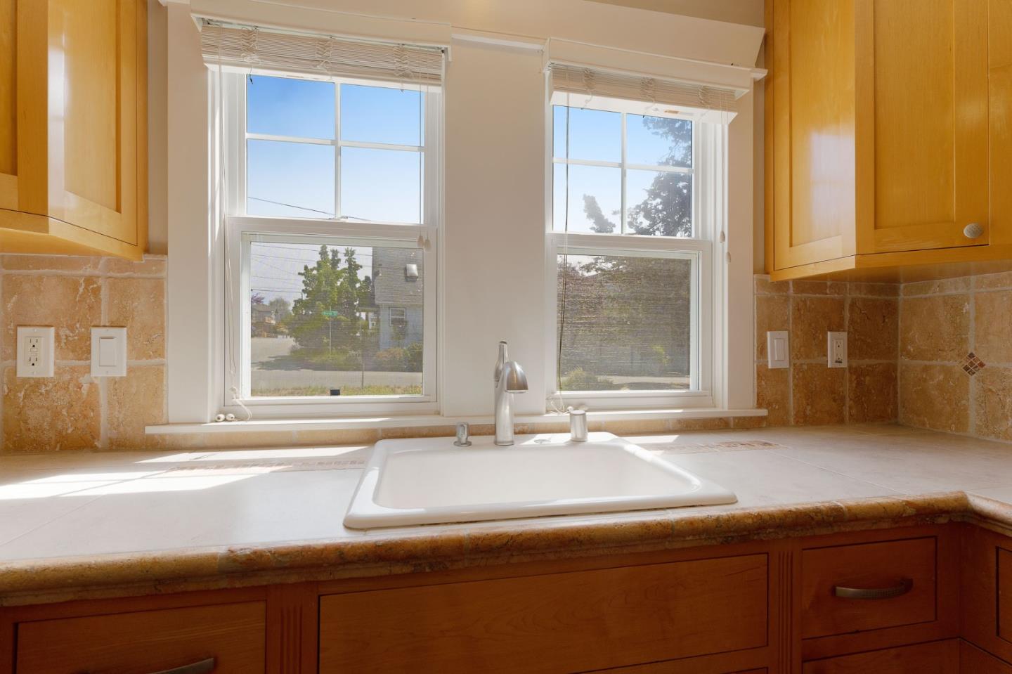 Detail Gallery Image 51 of 73 For 303 Brook Ave, Santa Cruz,  CA 95062 - 4 Beds | 3/2 Baths