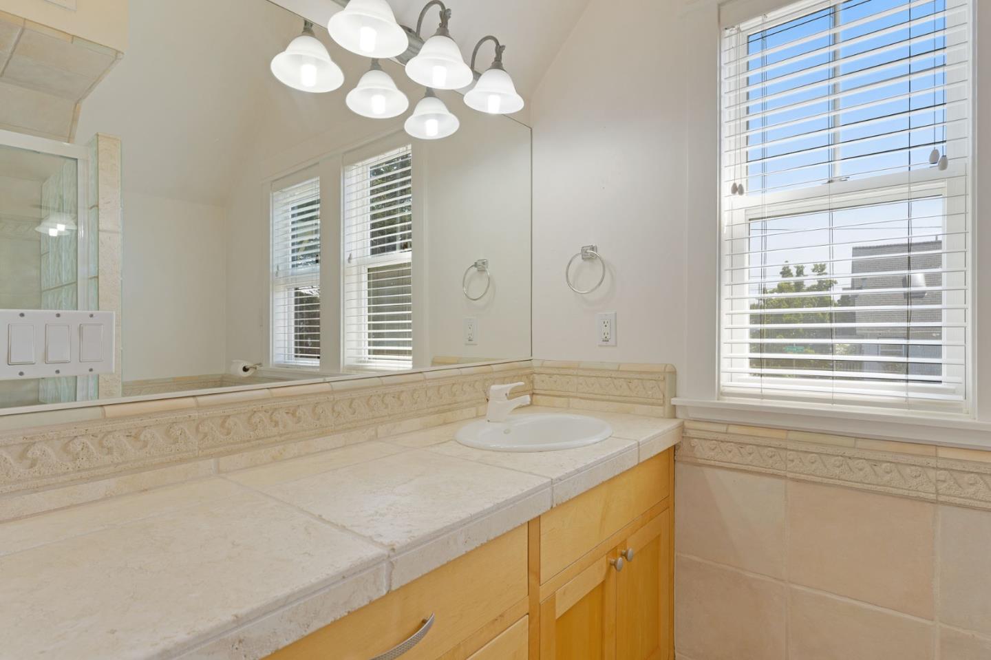 Detail Gallery Image 57 of 73 For 303 Brook Ave, Santa Cruz,  CA 95062 - 4 Beds | 3/2 Baths