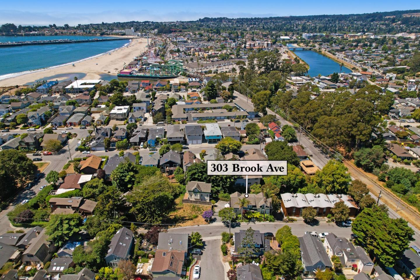 Detail Gallery Image 63 of 73 For 303 Brook Ave, Santa Cruz,  CA 95062 - 4 Beds | 3/2 Baths