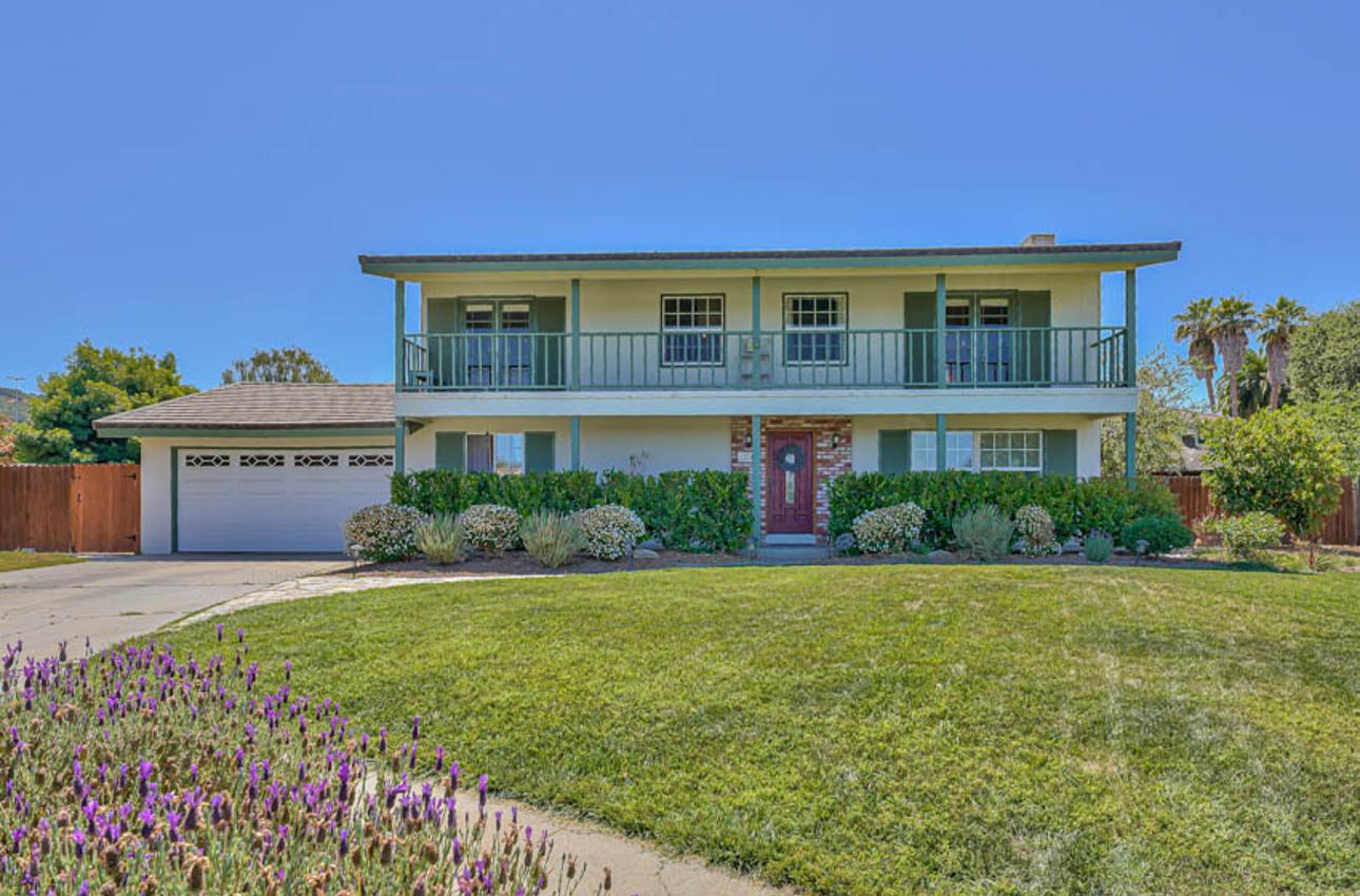 Detail Gallery Image 1 of 1 For 22740 Torero Ct, Salinas,  CA 93908 - 4 Beds | 2/1 Baths