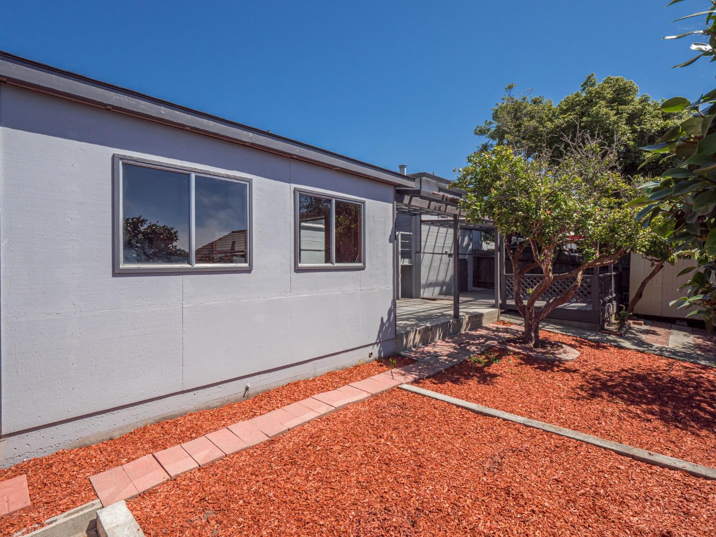 1625 Escalona Dr, Santa Cruz, CA 95060 3 Beds 2 Baths (Contingent