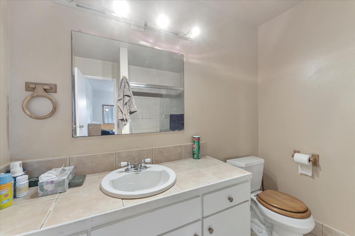 Detail Gallery Image 12 of 17 For 455 Crescent St #304,  Oakland,  CA 94610 - 2 Beds | 1/1 Baths