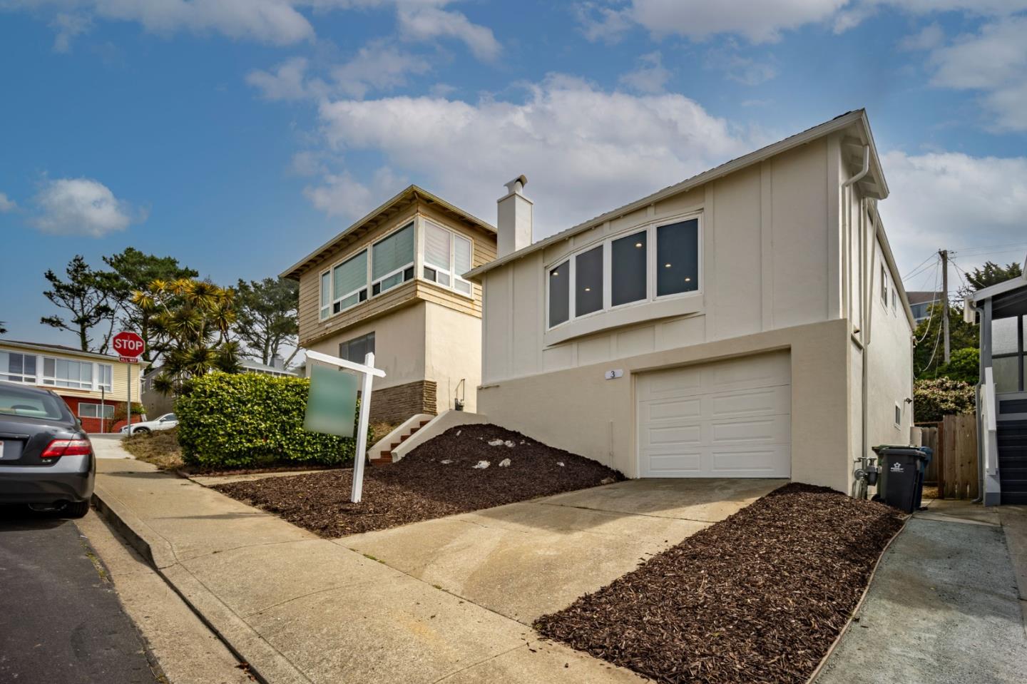 Detail Gallery Image 1 of 1 For 3 Montebello Dr, Daly City,  CA 94015 - 3 Beds | 2 Baths