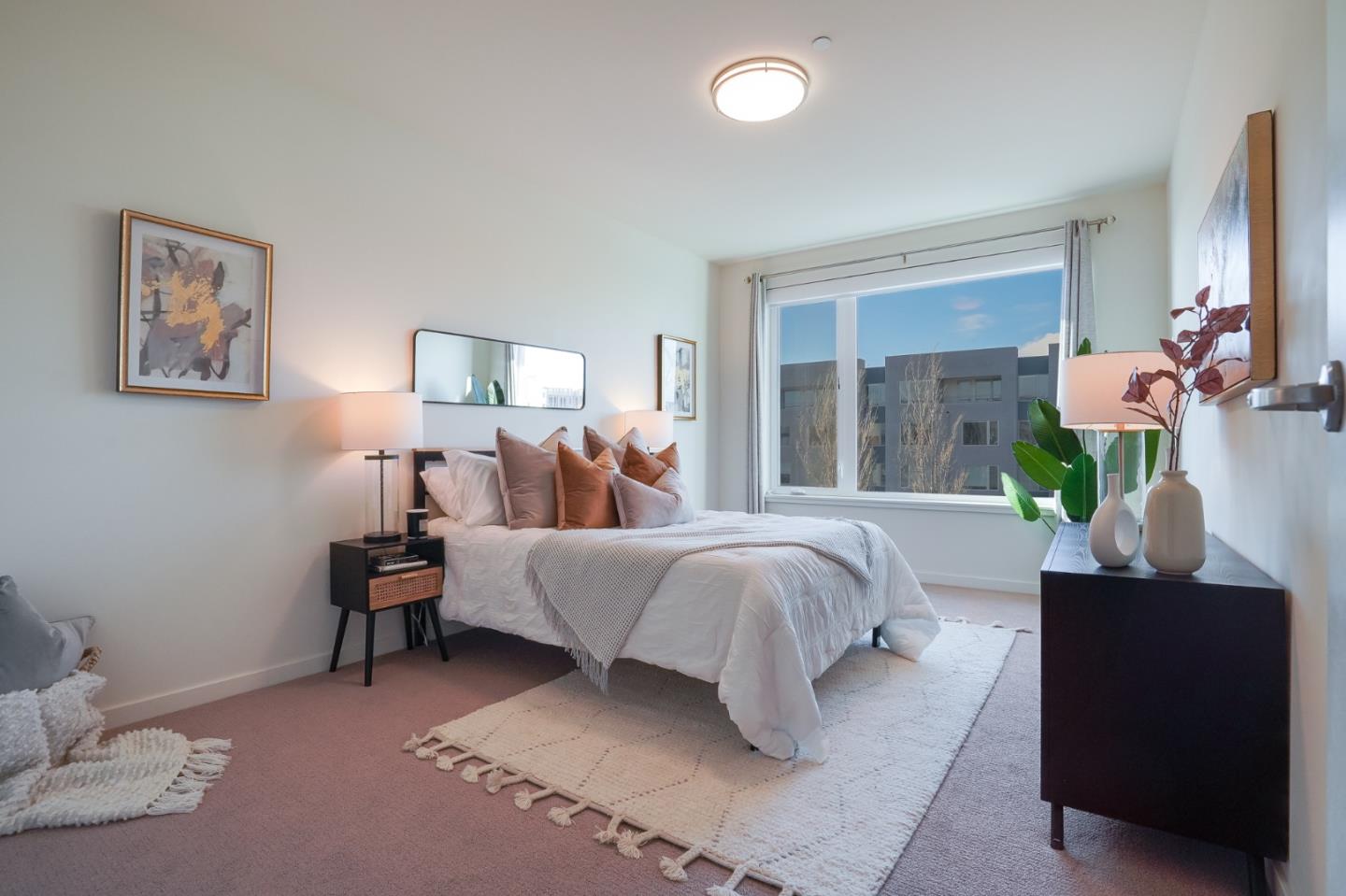 Detail Gallery Image 12 of 23 For 52 Innes Ct #305,  San Francisco,  CA 94124 - 1 Beds | 1 Baths