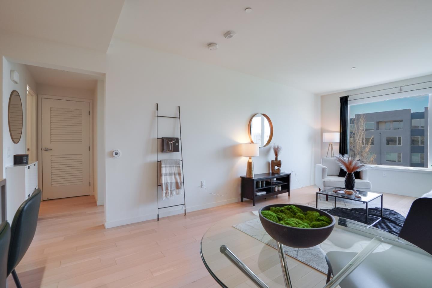 Detail Gallery Image 15 of 23 For 52 Innes Ct #305,  San Francisco,  CA 94124 - 1 Beds | 1 Baths