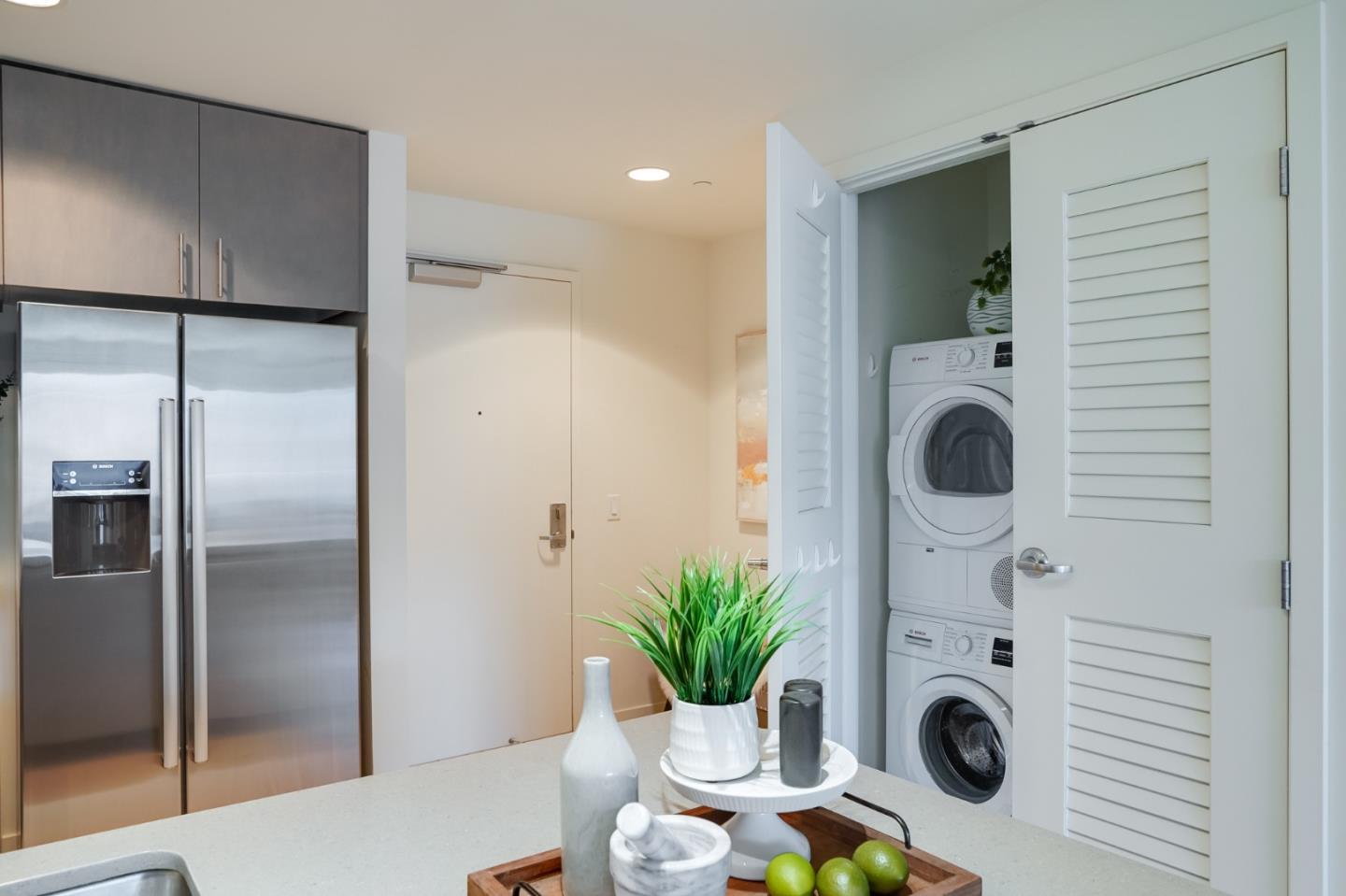 Detail Gallery Image 19 of 23 For 52 Innes Ct #305,  San Francisco,  CA 94124 - 1 Beds | 1 Baths