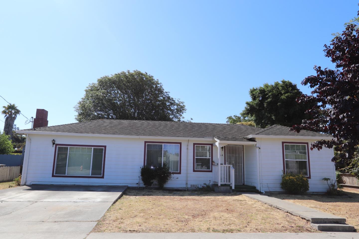 Detail Gallery Image 1 of 1 For 164 Toro Ave, Salinas,  CA 93905 - 2 Beds | 1 Baths