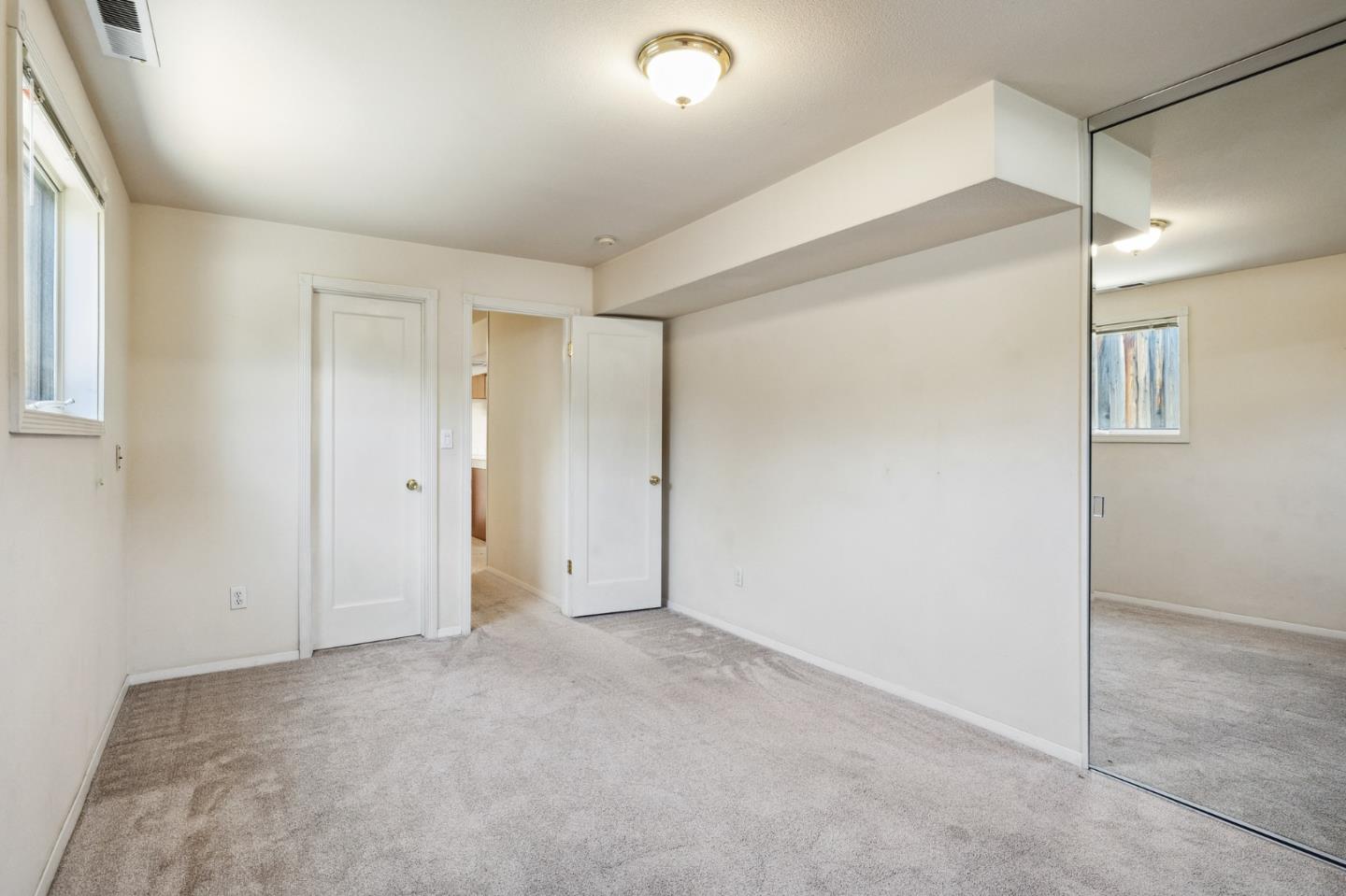 Detail Gallery Image 16 of 24 For 91 Bentley Ave, Los Gatos,  CA 95030 - 5 Beds | 3 Baths
