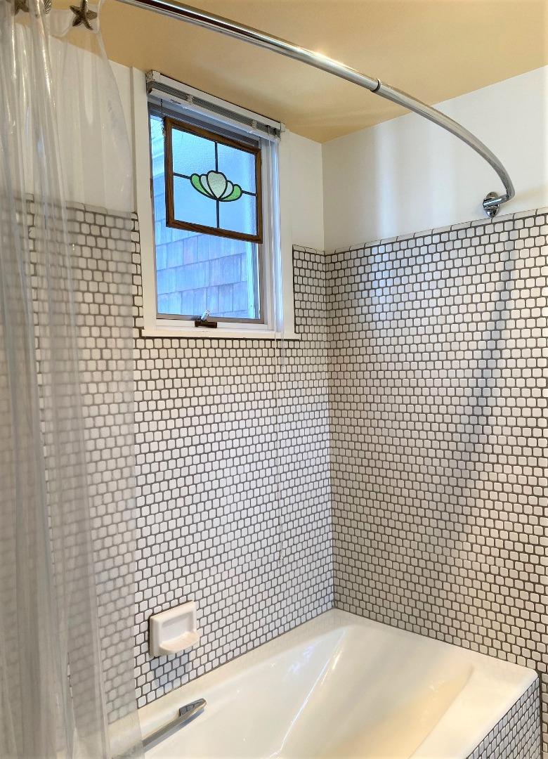 Detail Gallery Image 27 of 48 For 122 2nd Ave, Santa Cruz,  CA 95062 - 3 Beds | 2 Baths