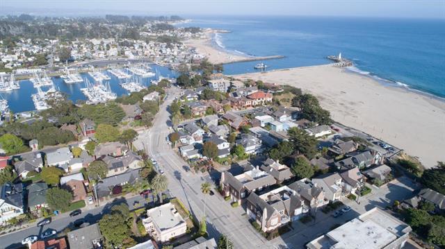 Detail Gallery Image 75 of 84 For 122 2nd Ave, Santa Cruz,  CA 95062 - 3 Beds | 2 Baths