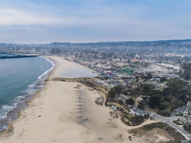 Detail Gallery Image 82 of 84 For 122 2nd Ave, Santa Cruz,  CA 95062 - 3 Beds | 2 Baths