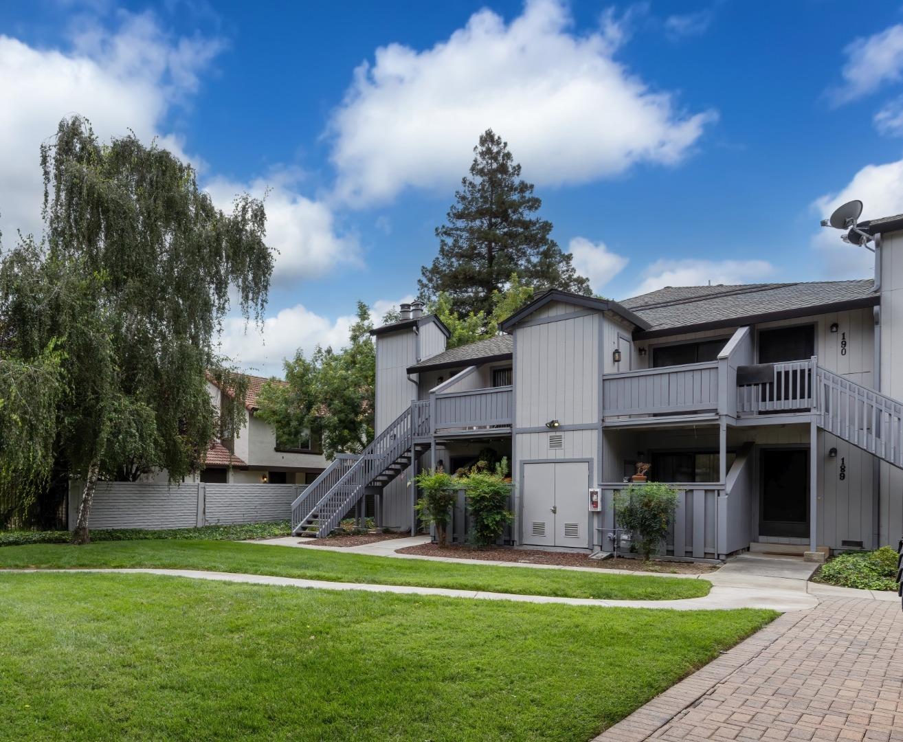 Detail Gallery Image 1 of 1 For 192 Sunwood Meadows Pl, San Jose,  CA 95119 - 2 Beds | 2 Baths