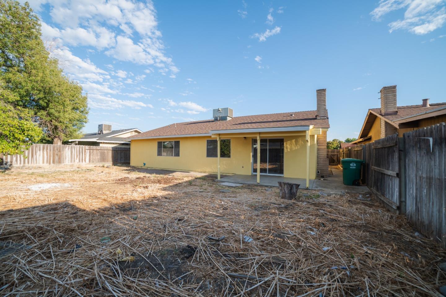 Detail Gallery Image 20 of 25 For 1316 Dove St, Los Banos,  CA 93635 - 4 Beds | 2 Baths