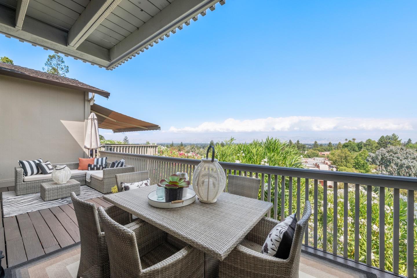 Detail Gallery Image 1 of 1 For 124 Altura Vis, Los Gatos,  CA 95032 - 3 Beds | 2/1 Baths