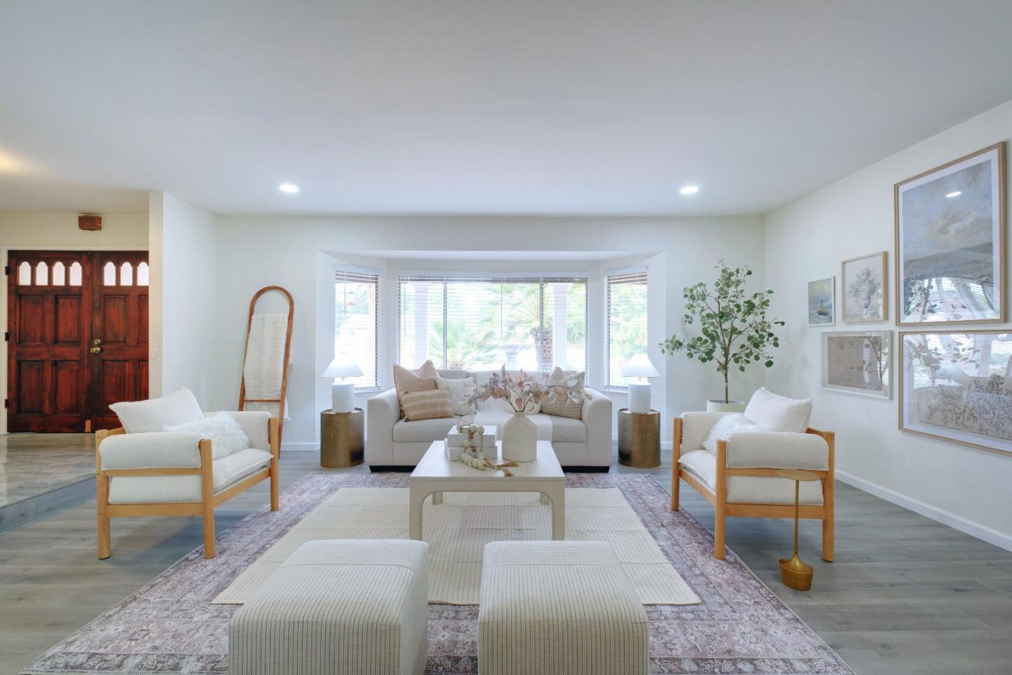 Detail Gallery Image 4 of 62 For 1750 Curtner Ave, San Jose,  CA 95124 - 5 Beds | 2/1 Baths