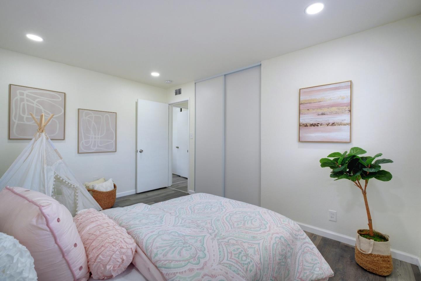 Detail Gallery Image 46 of 62 For 1750 Curtner Ave, San Jose,  CA 95124 - 5 Beds | 2/1 Baths