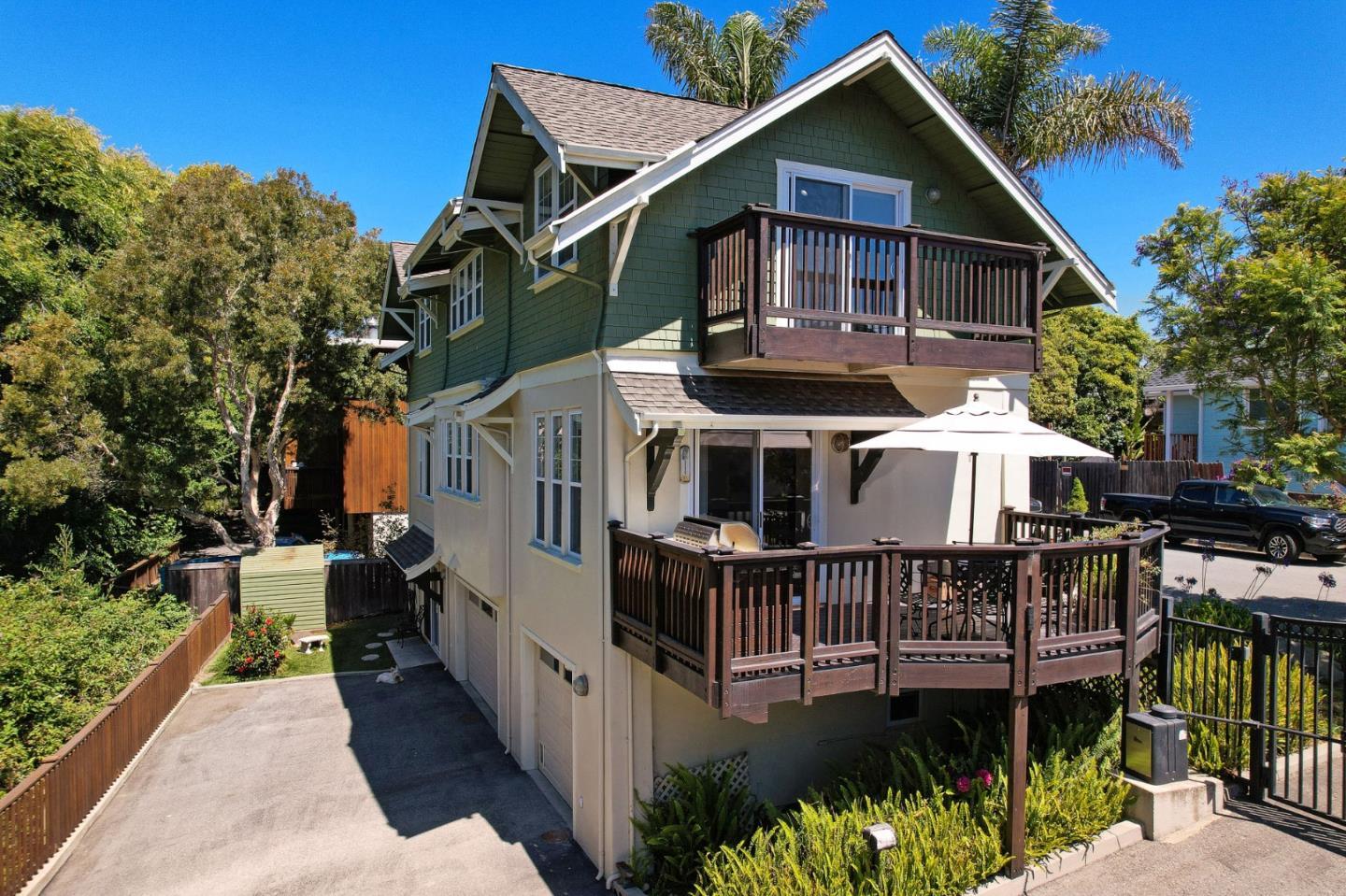 Detail Gallery Image 10 of 72 For 303 Brook Ave, Santa Cruz,  CA 95062 - – Beds | – Baths