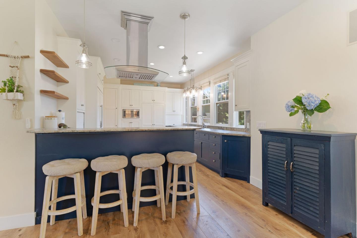 Detail Gallery Image 15 of 72 For 303 Brook Ave, Santa Cruz,  CA 95062 - – Beds | – Baths