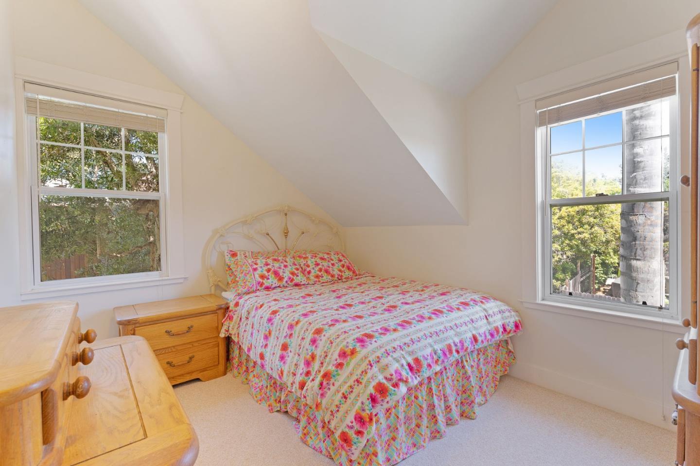 Detail Gallery Image 32 of 72 For 303 Brook Ave, Santa Cruz,  CA 95062 - – Beds | – Baths