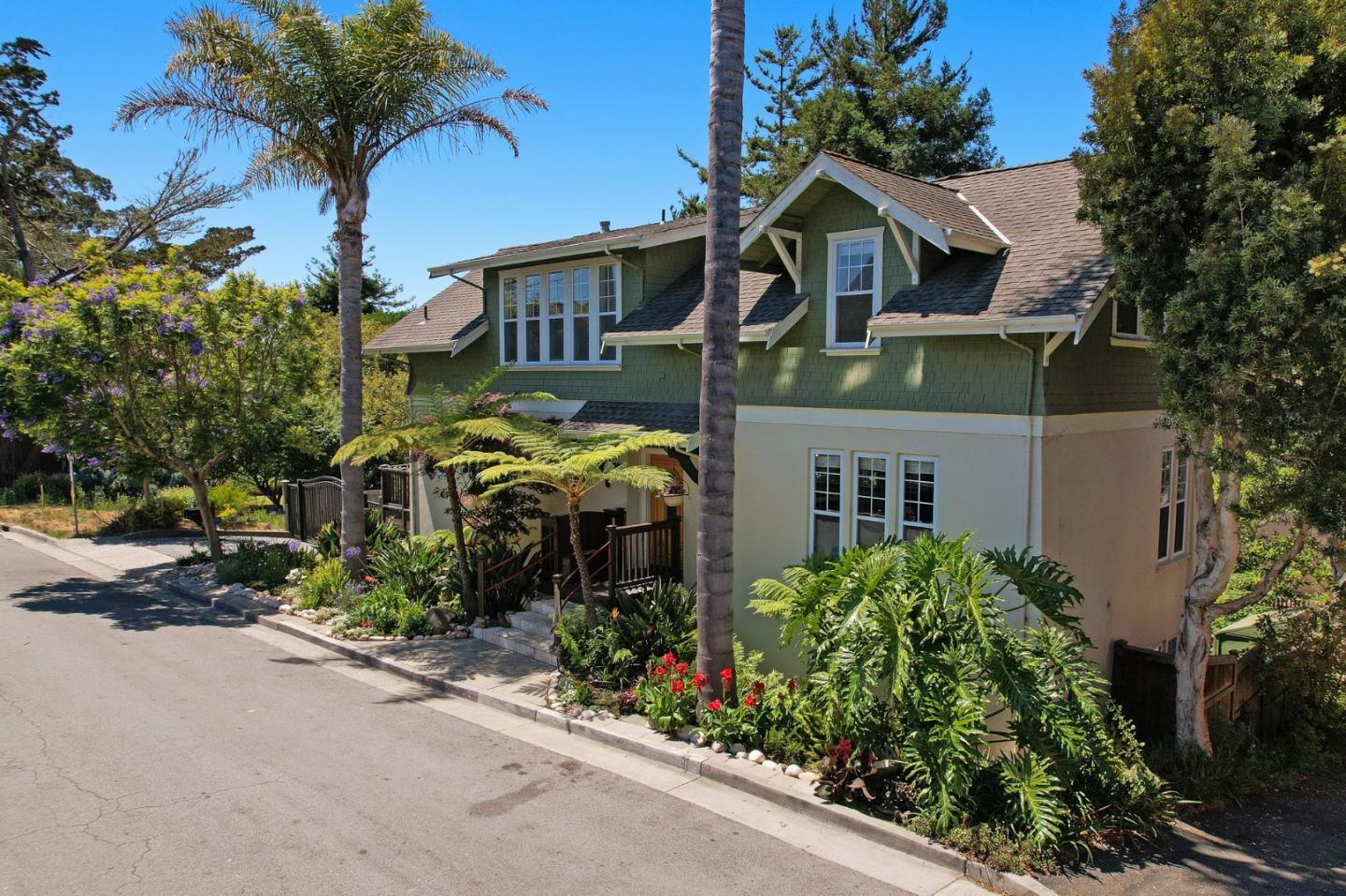 Detail Gallery Image 8 of 72 For 303 Brook Ave, Santa Cruz,  CA 95062 - – Beds | – Baths