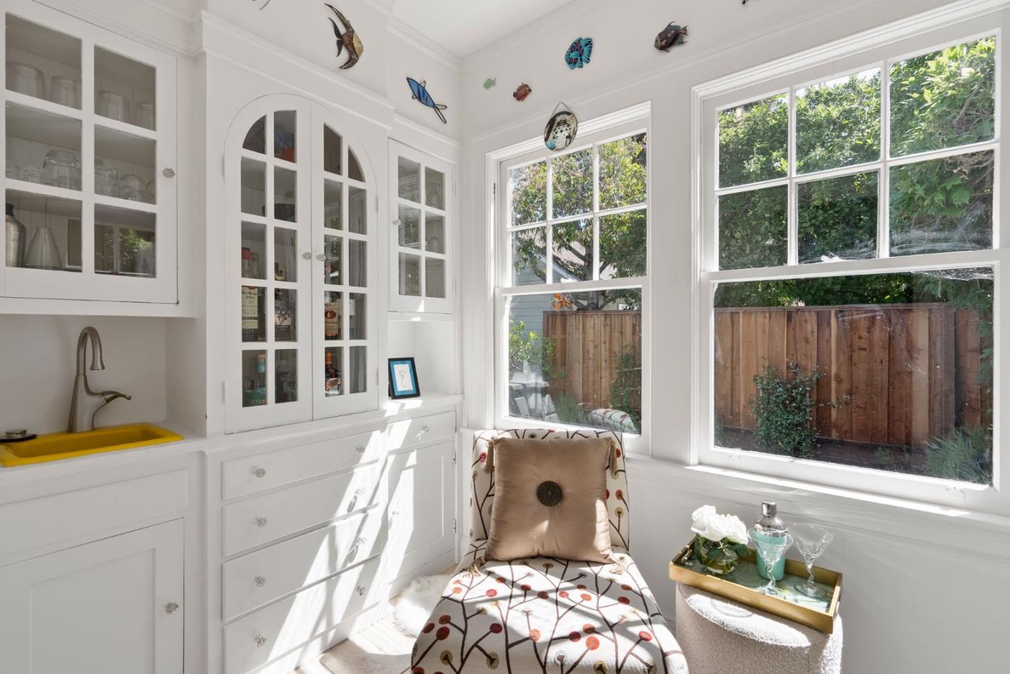 Detail Gallery Image 10 of 32 For 774 Edgewood Rd, San Mateo,  CA 94402 - 3 Beds | 2 Baths