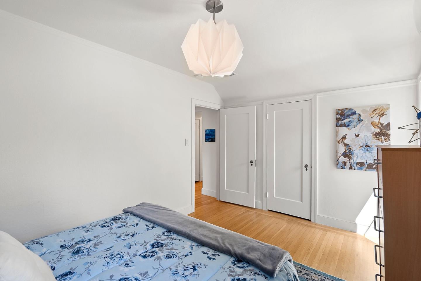 Detail Gallery Image 18 of 32 For 774 Edgewood Rd, San Mateo,  CA 94402 - 3 Beds | 2 Baths