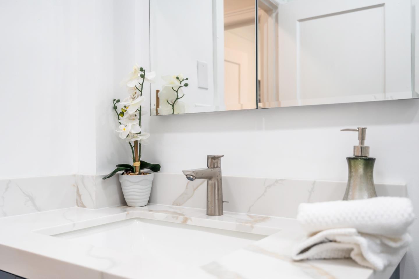 Detail Gallery Image 25 of 41 For 1587 Revere Ave, San Francisco,  CA 94124 - 4 Beds | 2 Baths