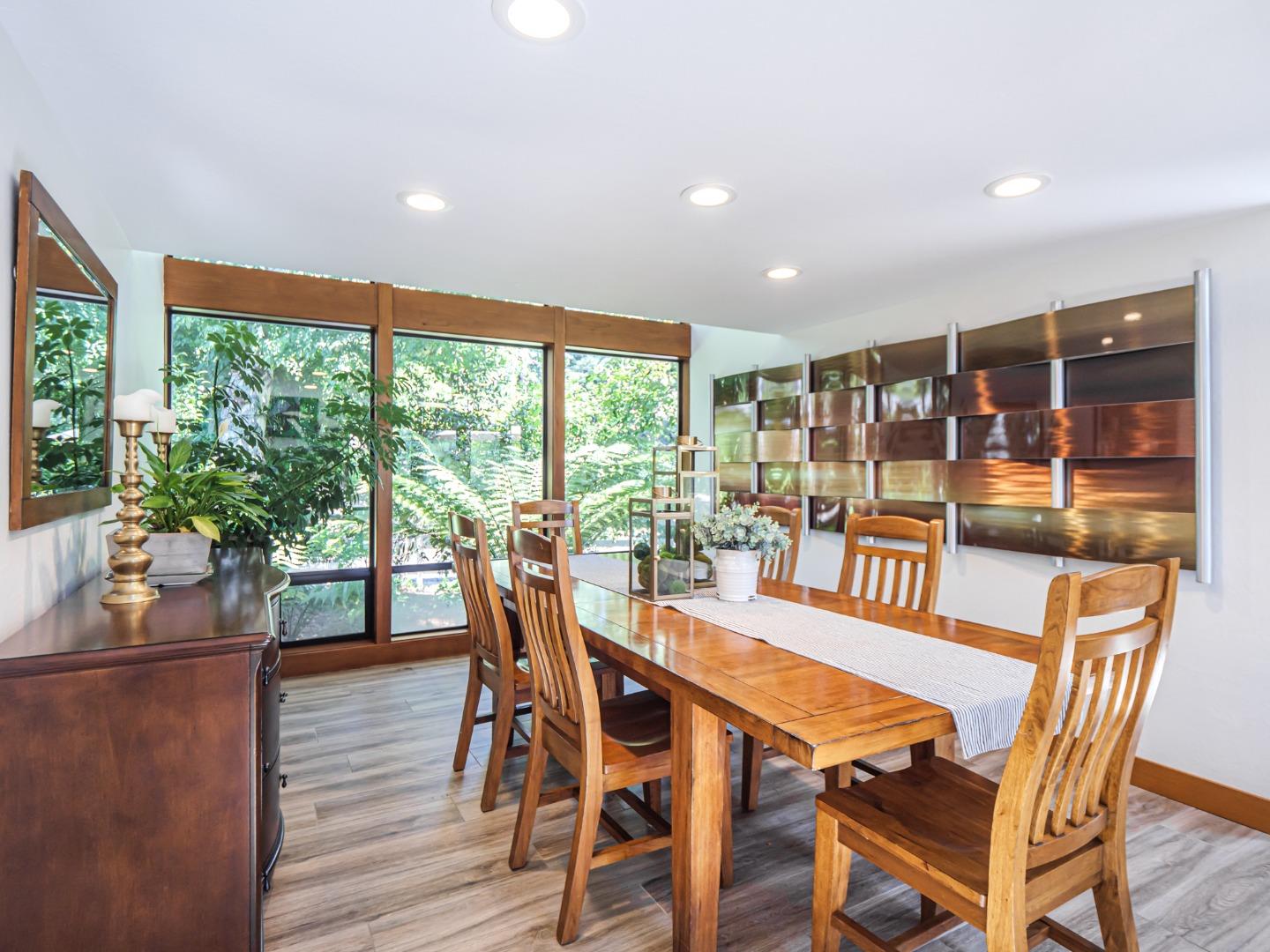 Detail Gallery Image 8 of 47 For 5611 Branciforte Dr, Santa Cruz,  CA 95065 - 6 Beds | 3/1 Baths