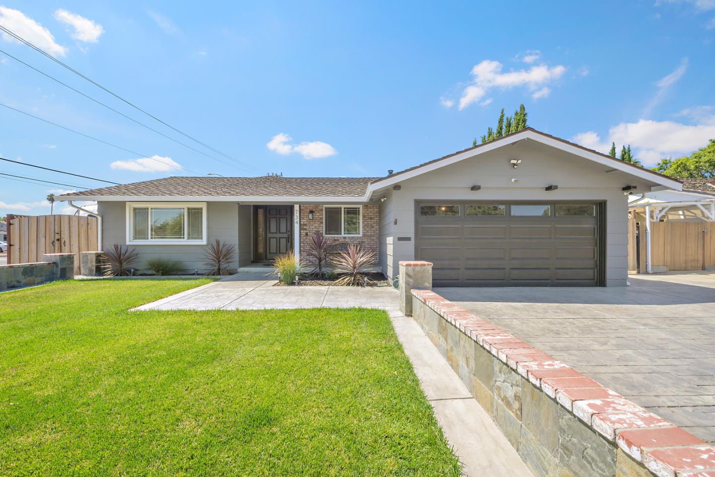 Detail Gallery Image 1 of 1 For 734 Pearlwood Way, San Jose,  CA 95123 - 3 Beds | 2 Baths