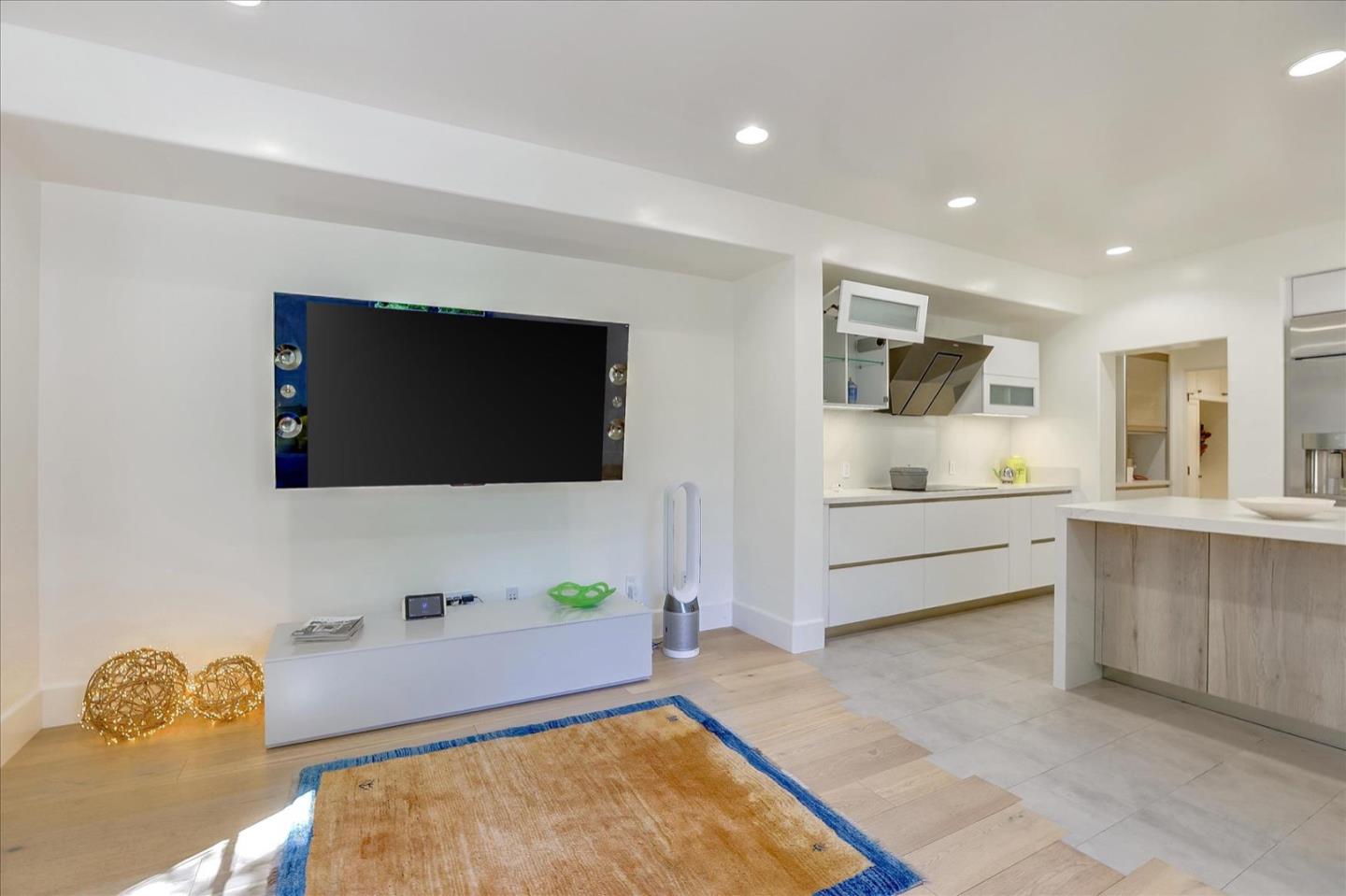 Detail Gallery Image 10 of 30 For 167 Bersano Ln, Los Gatos,  CA 95030 - 3 Beds | 2/1 Baths
