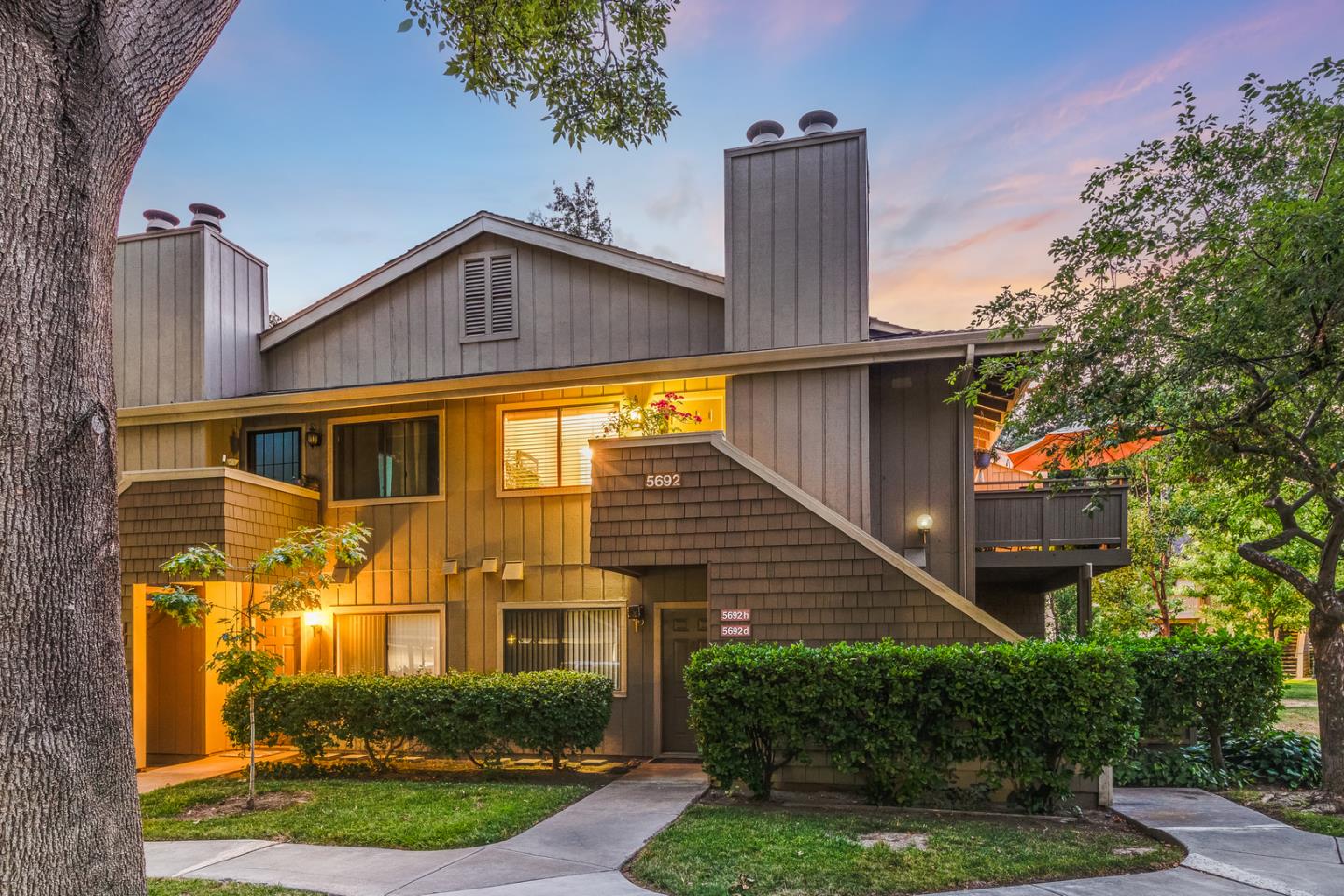 Detail Gallery Image 1 of 1 For 5692 Makati Cir #H,  San Jose,  CA 95123 - 2 Beds | 2 Baths