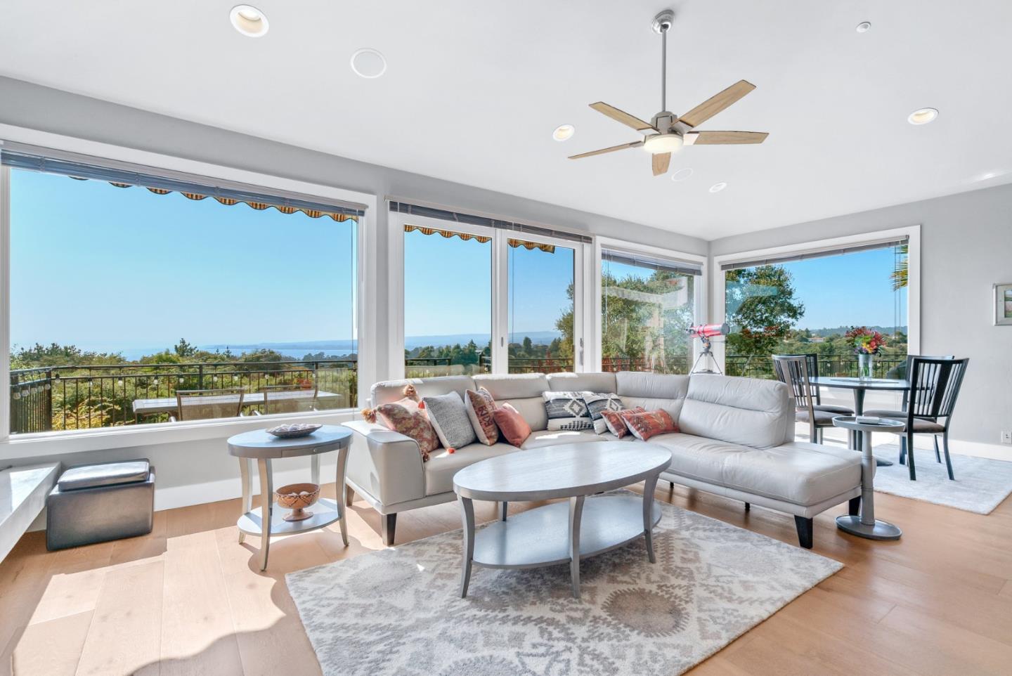 Detail Gallery Image 6 of 61 For 168 Zanzibar Dr, Aptos,  CA 95003 - 4 Beds | 3/1 Baths