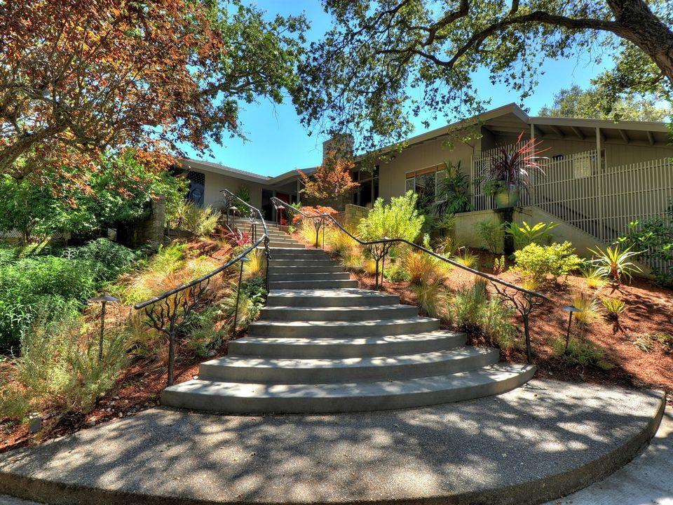 Detail Gallery Image 1 of 1 For Sioux Way, Portola Valley,  CA 94028 - 3 Beds | 4 Baths