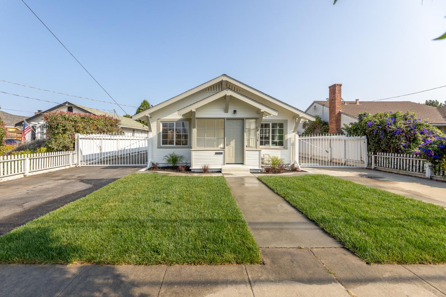 Detail Gallery Image 1 of 1 For 538 Central Ave, Salinas,  CA 93901 - 2 Beds | 2 Baths