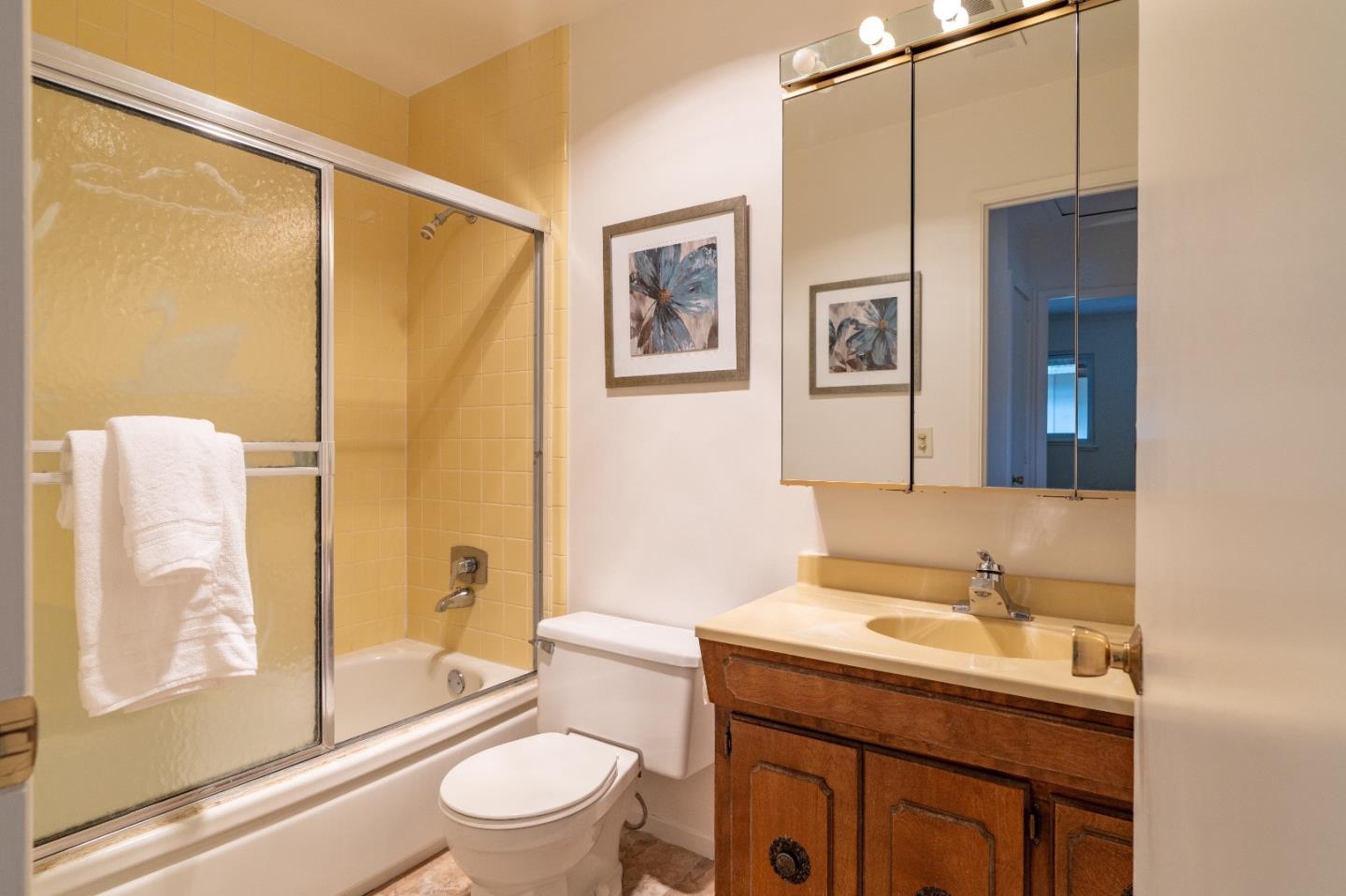 Detail Gallery Image 24 of 58 For 1193 Alicante Dr, Pacifica,  CA 94044 - 3 Beds | 2/1 Baths